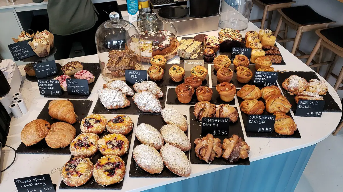 Greenhalgh's – bakery in Middlebrook, Horwich